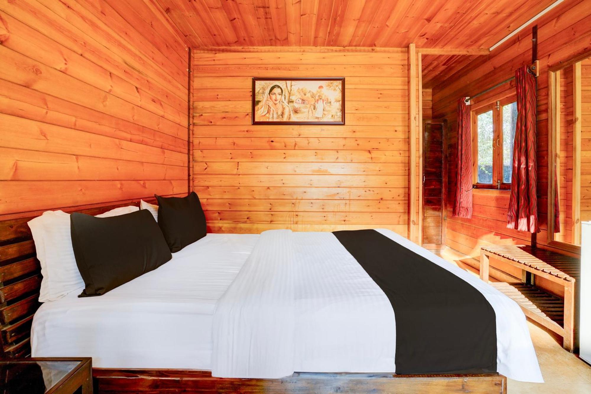 Hotel Super Townhouse Morjim Zewnętrze zdjęcie