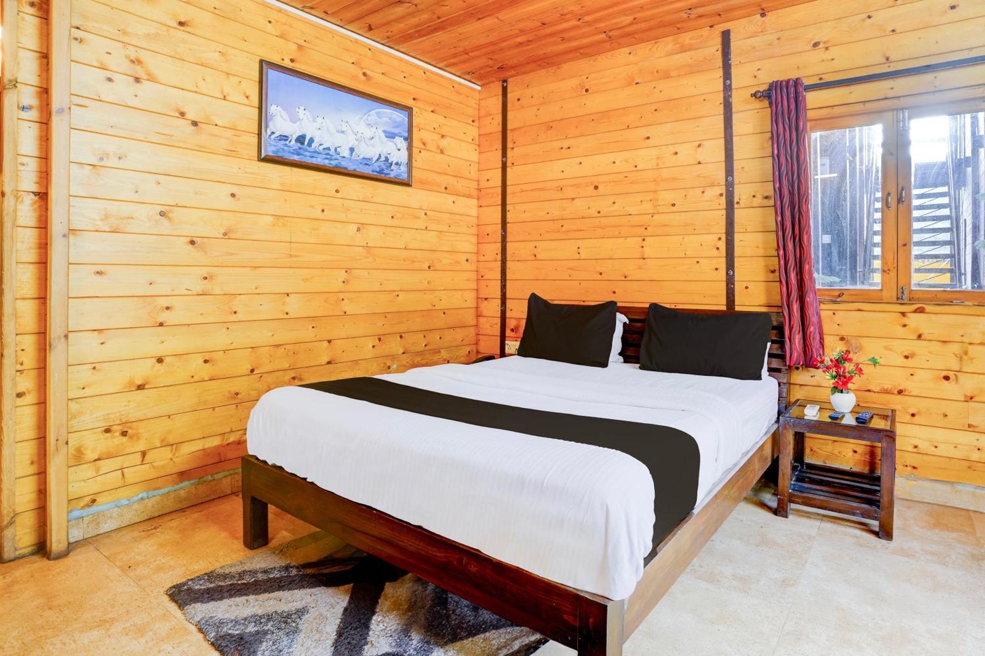Hotel Super Townhouse Morjim Zewnętrze zdjęcie