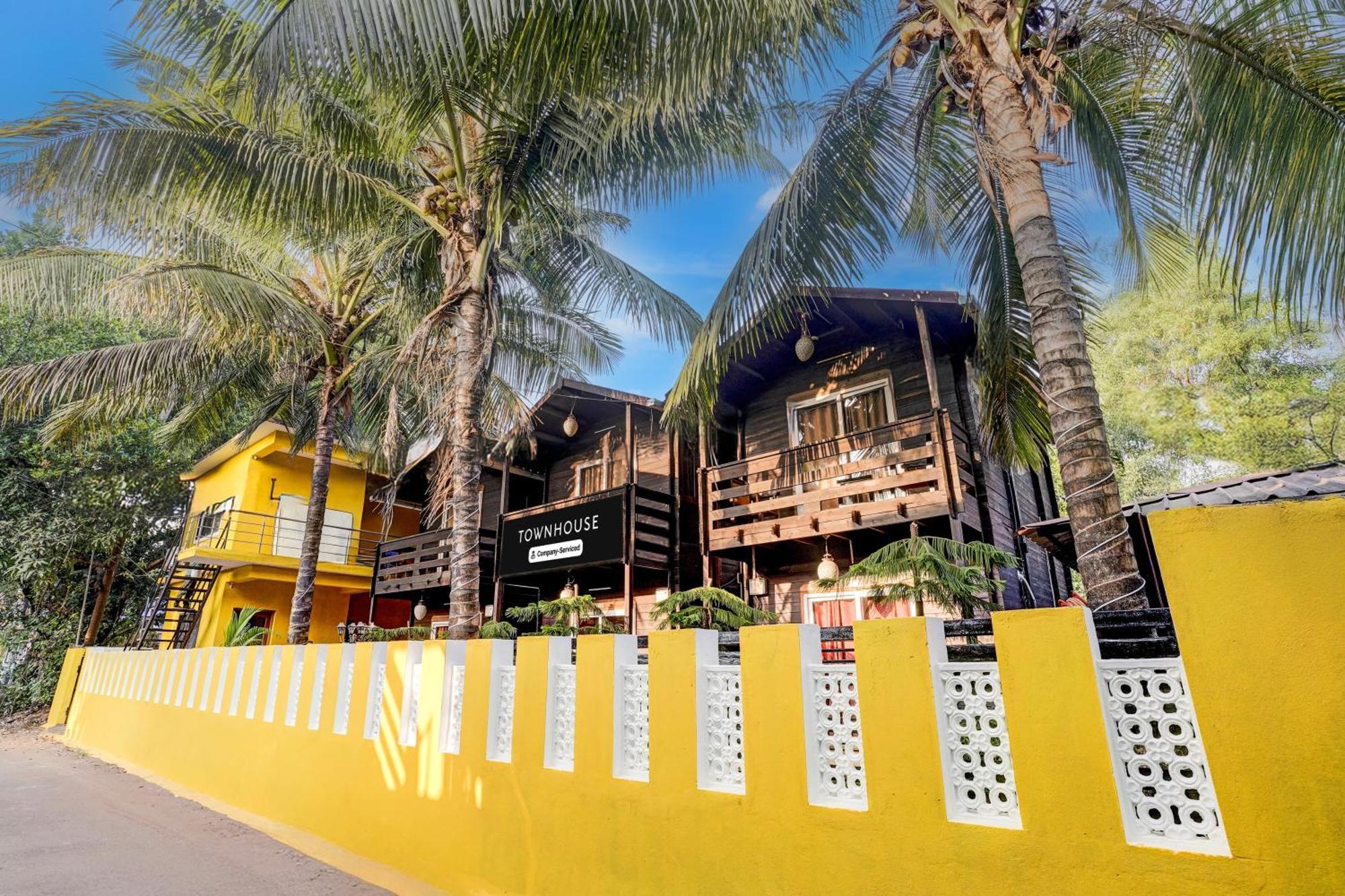 Hotel Super Townhouse Morjim Zewnętrze zdjęcie