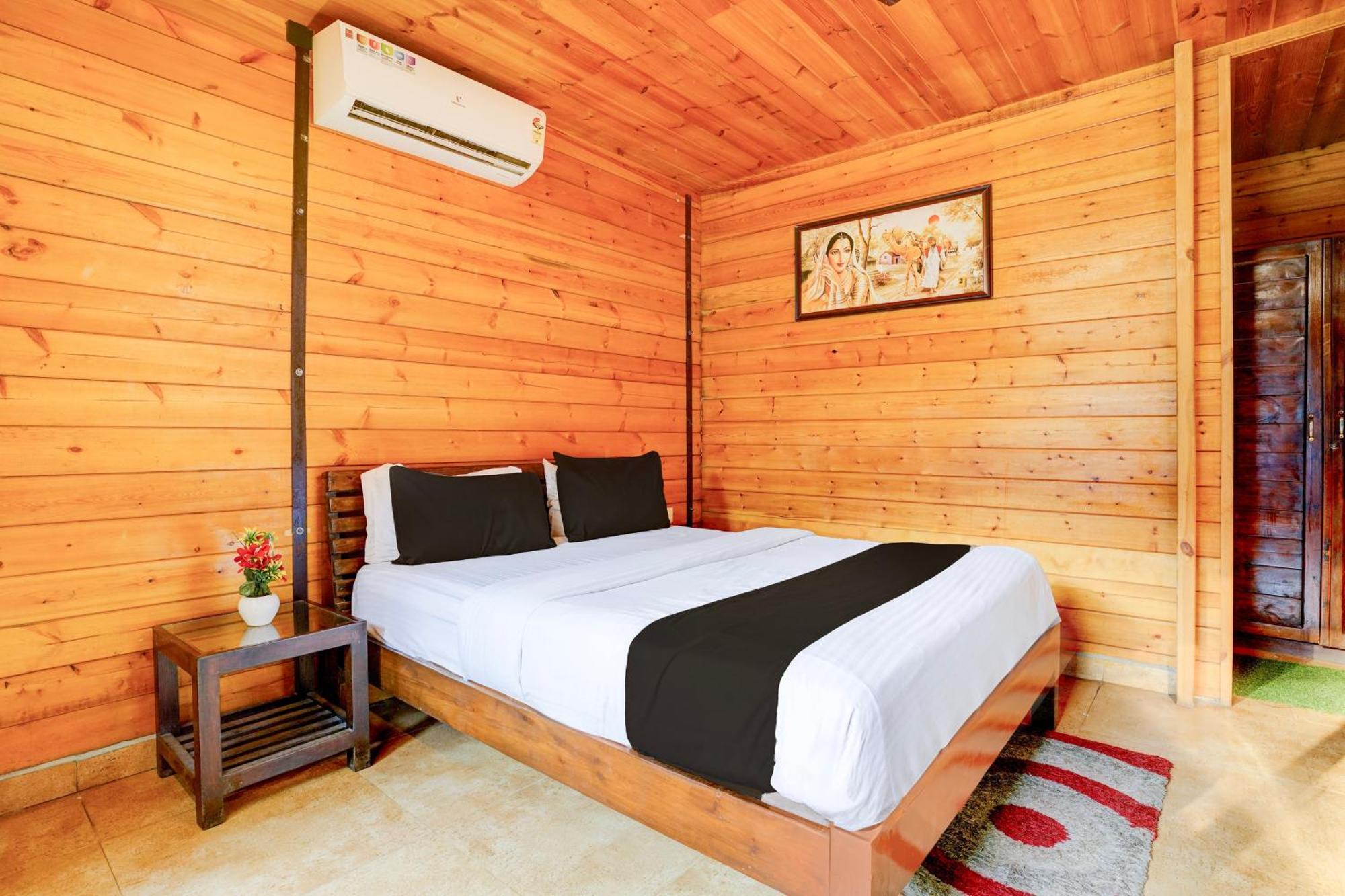 Hotel Super Townhouse Morjim Zewnętrze zdjęcie